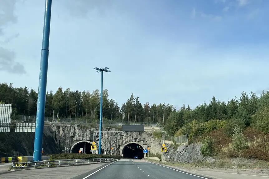 Yleiskuva ulkoa Vuosaaren tunnelista.