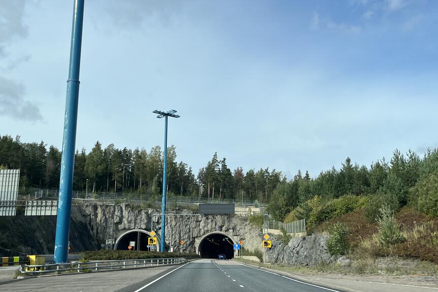 Yleiskuva ulkoa Vuosaaren tunnelista.