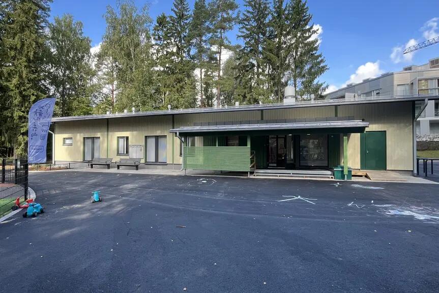 Leikkipuisto Mellunmäen uusi talo