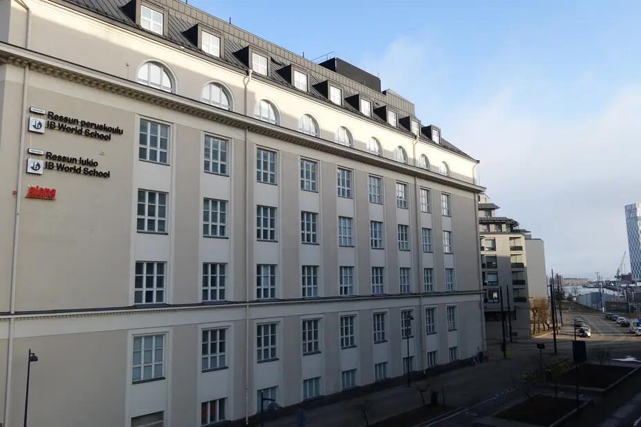 Ressun lukio Ruoholahdenkatu 23
